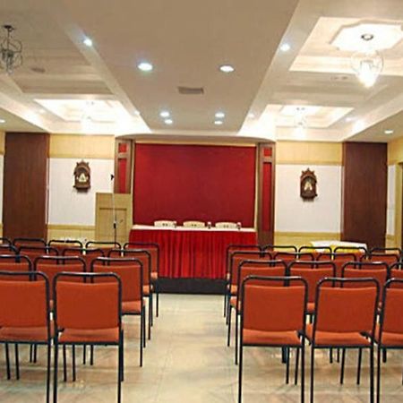Hotel PL A Residencia Trichy Tiruchirappalli Exterior foto