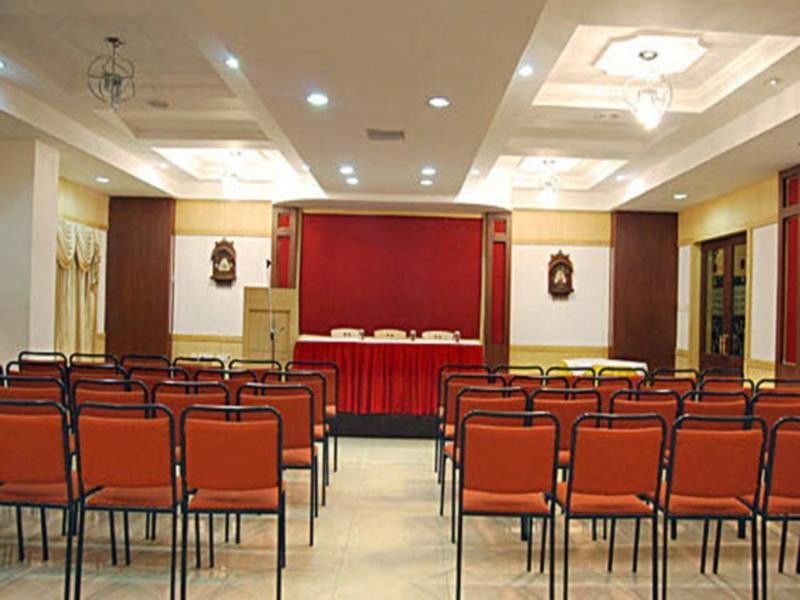 Hotel PL A Residencia Trichy Tiruchirappalli Exterior foto